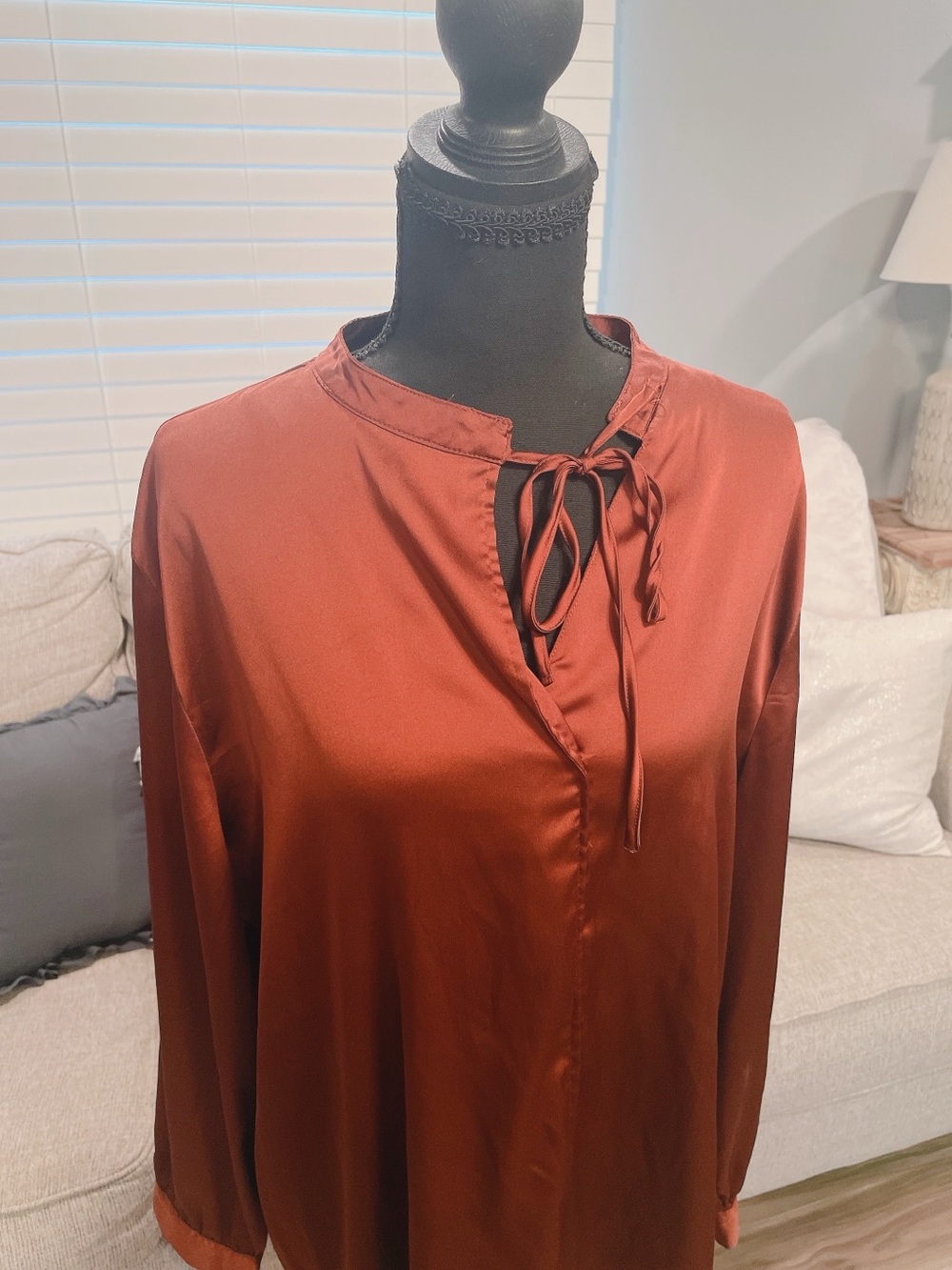 Chico's Brown Silky Tie Neck Blouse Size 3( 16-18) - Picture 2 of 8